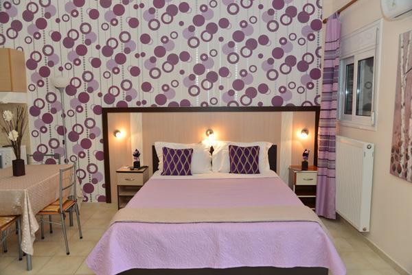 Mideia Hotel Levádeia Buitenkant foto