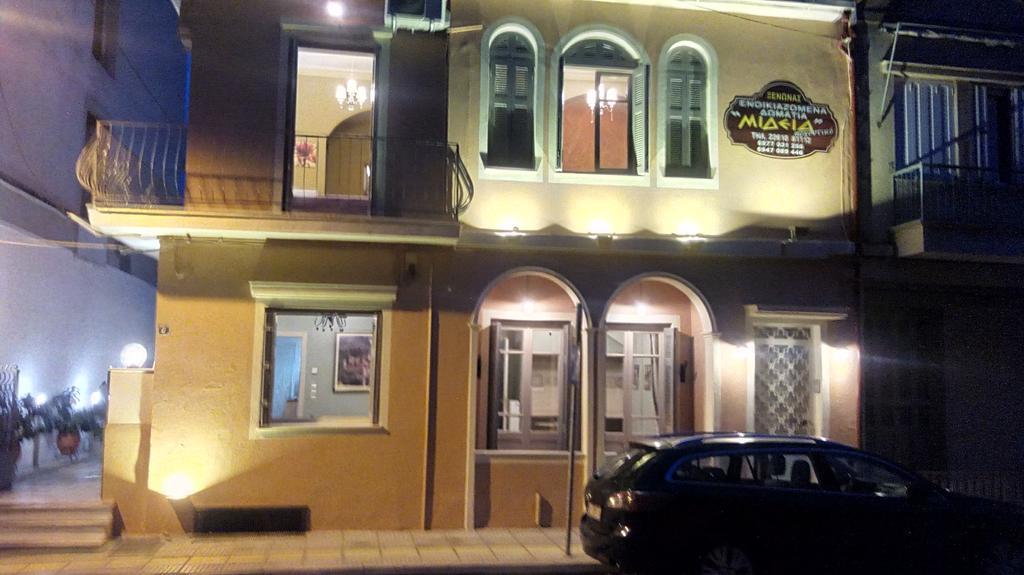 Mideia Hotel Levádeia Buitenkant foto